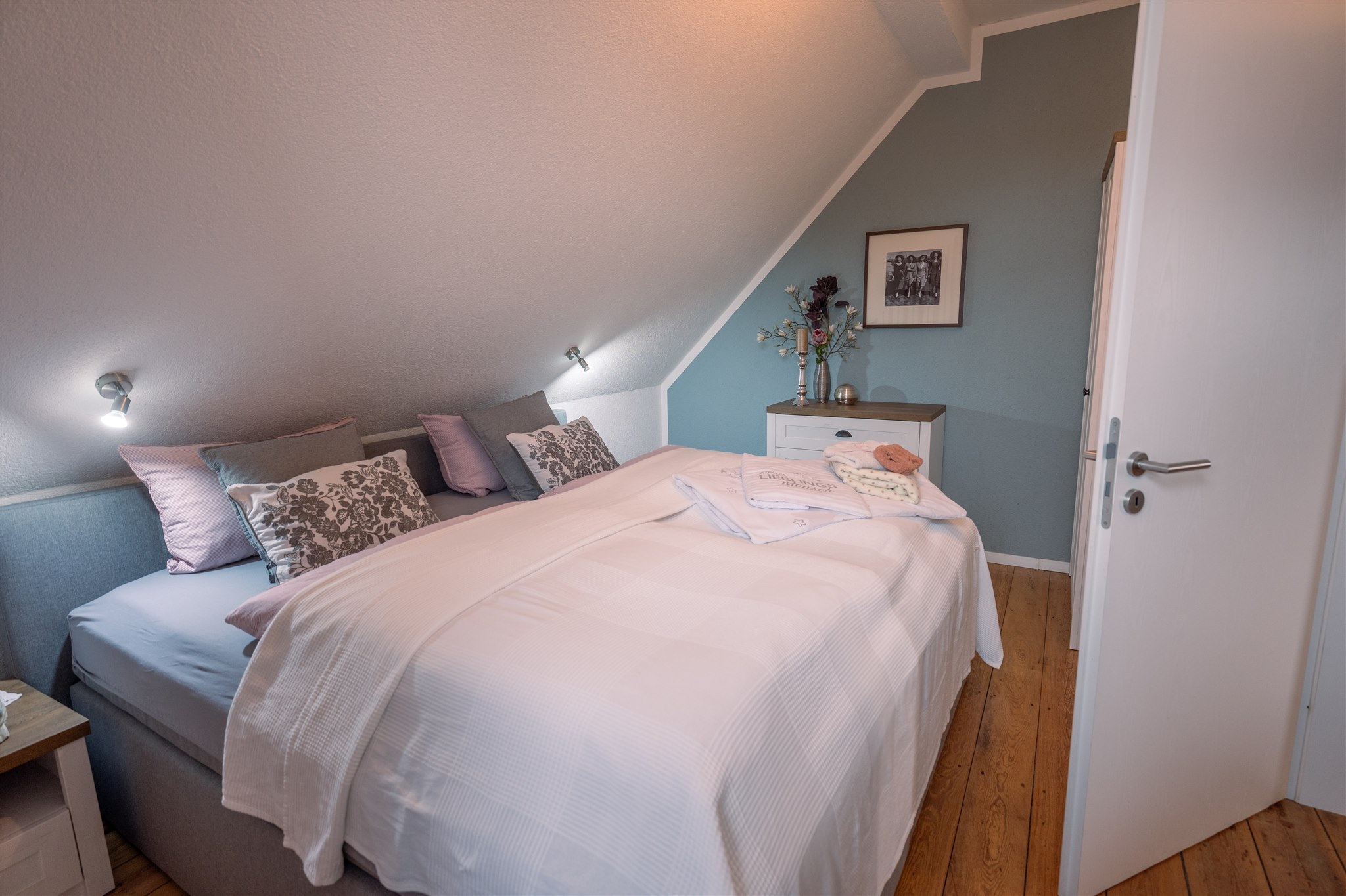 Bahnhof Droyßig - Alte Dienstwohnung im DG Schlafzimmer